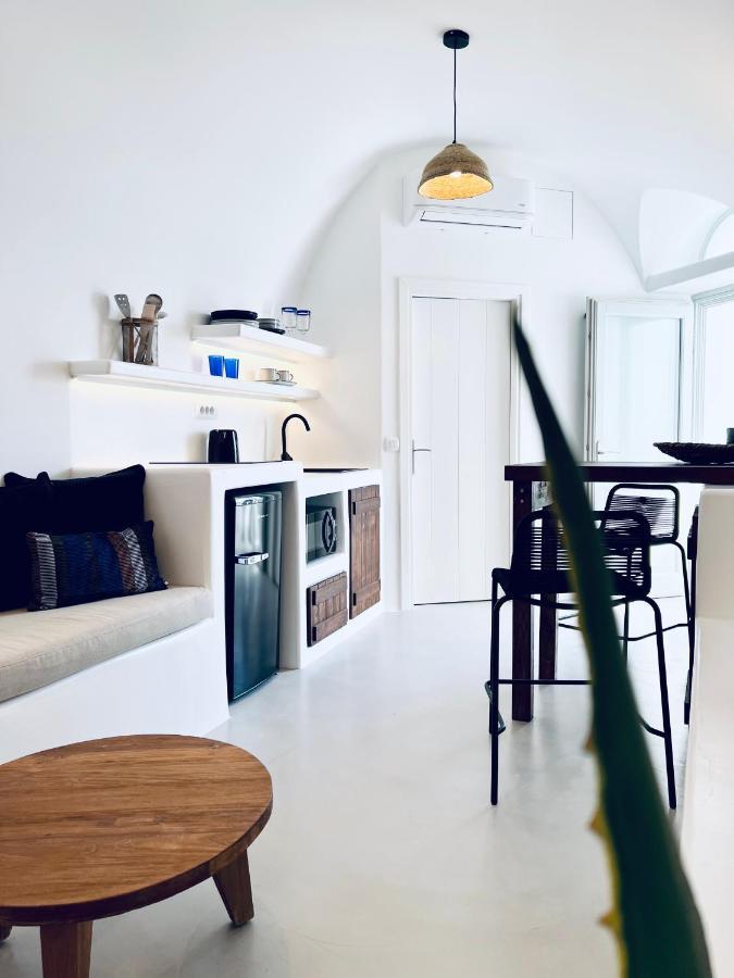 Delta Suites Oia  Bagian luar foto