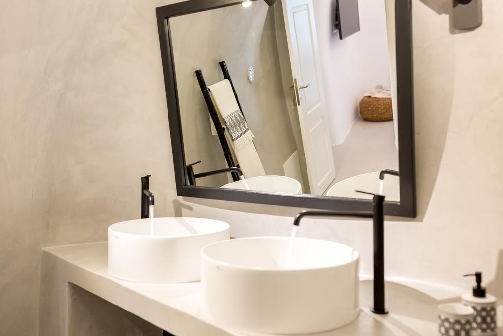 Delta Suites Oia  Bagian luar foto