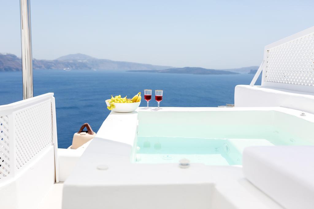 Delta Suites Oia  Bagian luar foto